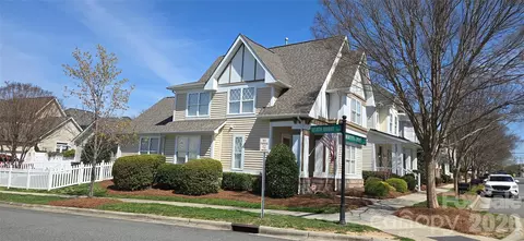 12203 Monteith Grove Dr, Huntersville, NC 28078