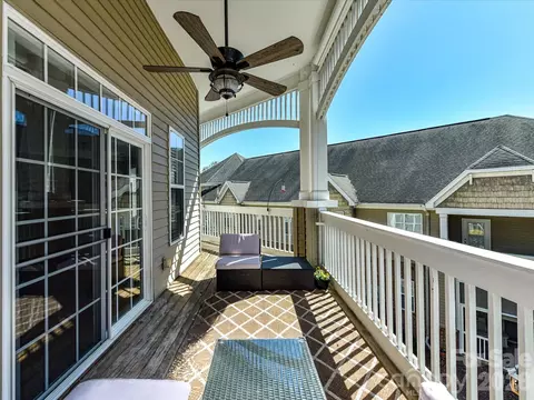 Exterior - 8665 Edinburgh Square Dr, Cornelius, NC 28031 photo 4 of 7