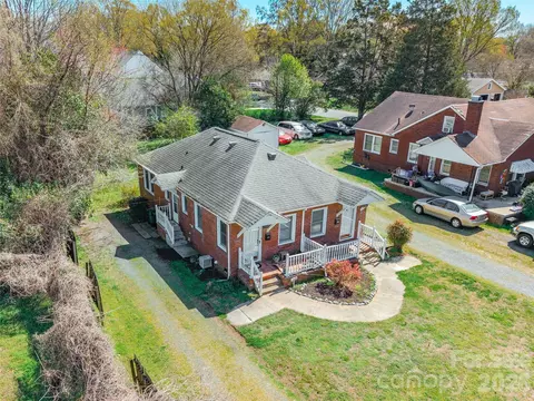 1606 Richland Dr, Charlotte, NC 28205