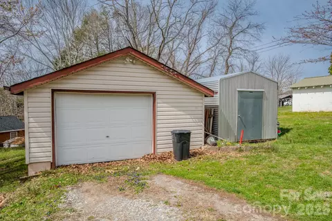Other - 400 Summit Ave, Spruce Pine, NC 28777 photo 10 of 22