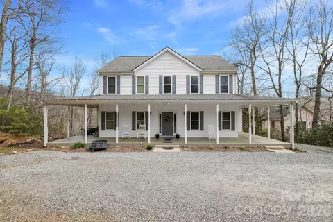 11 Starlight Dr, Black Mountain, NC 28711