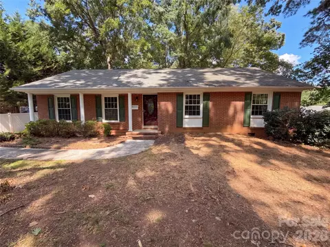 1512 Buckingham Ave, Gastonia, NC 28054