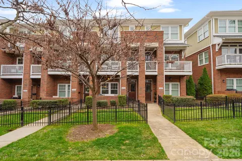 1214 Macomb Pl, Charlotte, NC 28208