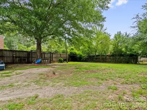 Exterior - 430 3rd St, Cheraw, SC 29520 photo 5 of 8