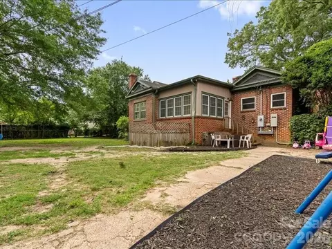 Exterior - 430 3rd St, Cheraw, SC 29520 photo 2 of 8
