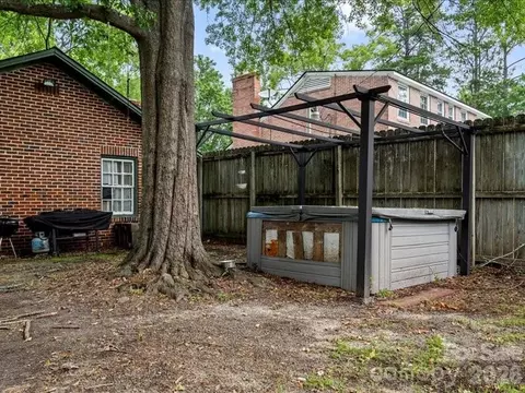 Exterior - 430 3rd St, Cheraw, SC 29520 photo 6 of 8