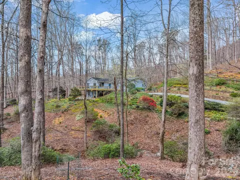 141 Shadow Creek Ln, Columbus, NC 28722