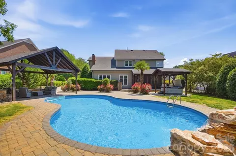 1522 12th Fairway Nw Dr NW, Concord, NC 28027