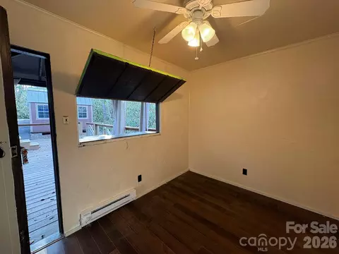 157 Hemlock Loop, Newland, NC 28657 photo 8