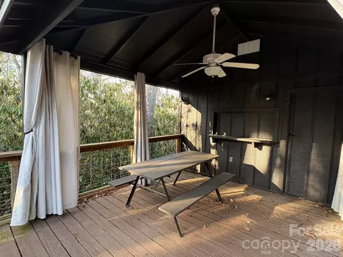 157 Hemlock Loop, Newland, NC 28657 photo 4