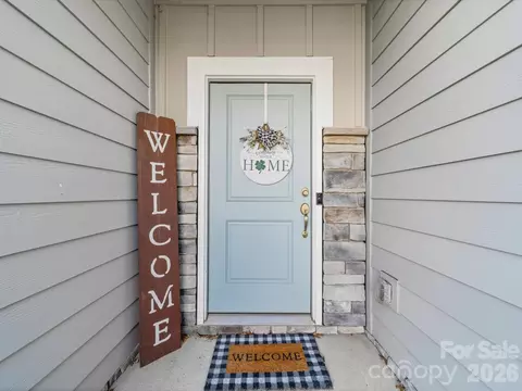 Exterior - 777 Alexander Commons Dr, Monroe, NC 28112 photo 2 of 8