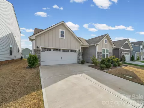 Exterior - 777 Alexander Commons Dr, Monroe, NC 28112 photo 6 of 8