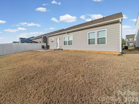 Exterior - 777 Alexander Commons Dr, Monroe, NC 28112 photo 5 of 8