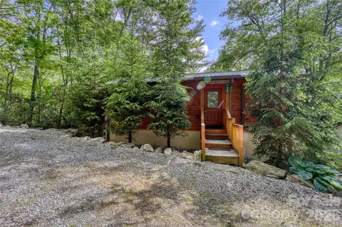 125 Hummingbird Ln, Newland, NC 28657
