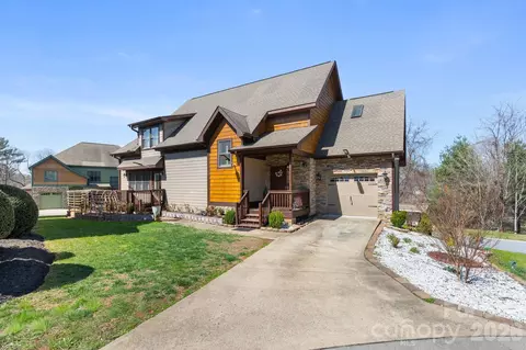 11 Trevors Trl, Asheville, NC 28806