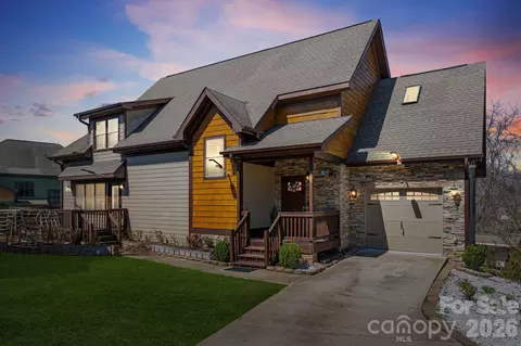 11 Trevors Trl, Asheville, NC 28806