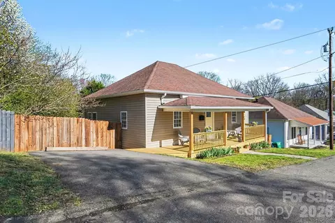 Exterior - 28 2nd St, Cramerton, NC 28032 photo 2 of 7