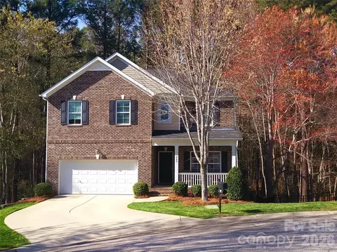 520 Warlick Meadow Ct, Clover, SC 29710