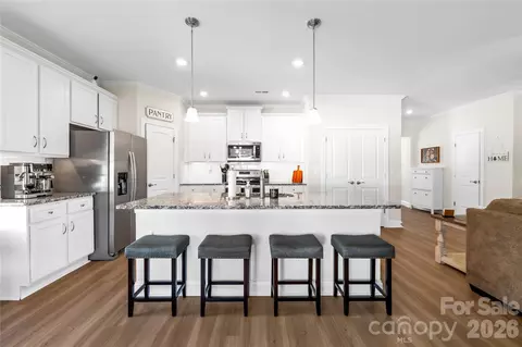 Kitchen - 147 Tanner Loop, Troutman, NC 28166 photo 3 of 4