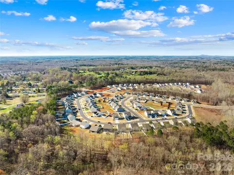 View/Area - 147 Tanner Loop, Troutman, NC 28166 photo 7 of 10