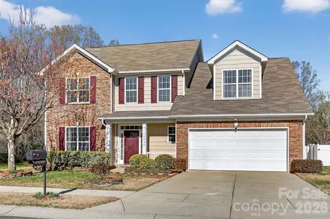 13028 Fenceline Dr, Charlotte, NC 28278
