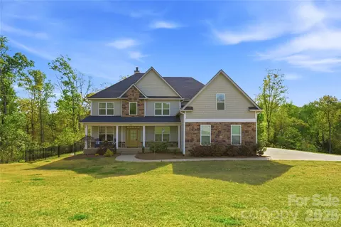 1052 Lakefront Woods Woods, Belmont, NC 28012