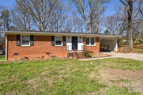 562 Barrington Nw Pl NW, Concord, NC 28027