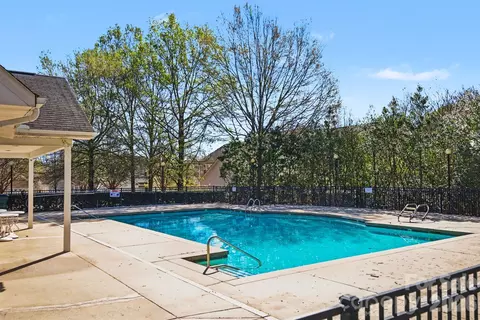8411 Chaceview Ct, Charlotte, NC 28269