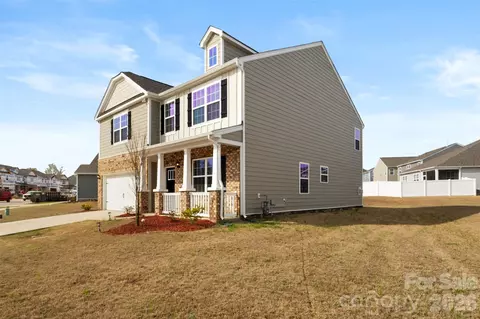 Exterior - 1643 Secrest Commons Dr, Monroe, NC 28112 photo 1 of 3