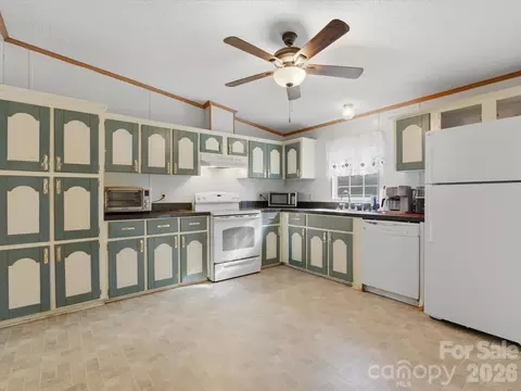 Kitchen - 959 Langley Dr, Chester, SC 29706 photo 1 of 4