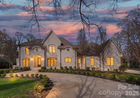 2043 Sharon Ln, Charlotte, NC 28211