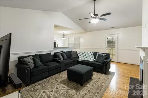 Living - 4829 County Home Rd, Conover, NC 28613 photo 1 of 4