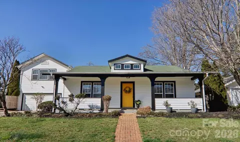 3 Rosemont Ct, Asheville, NC 28803