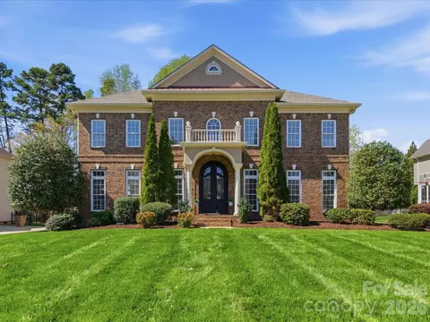 3431 Delamere Dr, Matthews, NC 28104