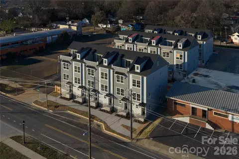 3011 Casting 10 St #10, Charlotte, NC 28206