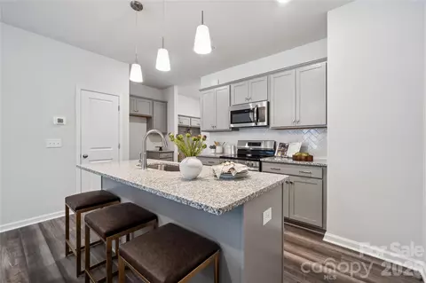 3021 Kingsfield 50 Rd #50, Charlotte, NC 28208