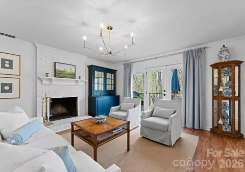 Living - 3228 Devon Croft Ln, Charlotte, NC 28269 photo 1 of 1