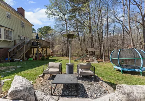 Exterior - 3228 Devon Croft Ln, Charlotte, NC 28269 photo 9 of 10