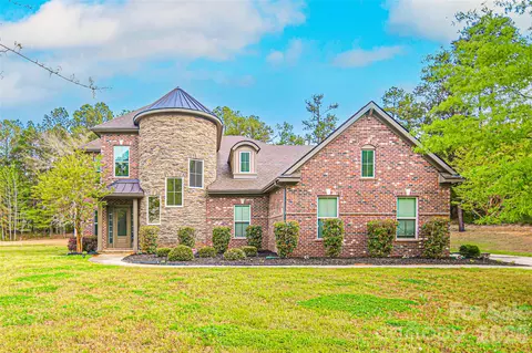 16202 Monnet Place Ct, Charlotte, NC 28278