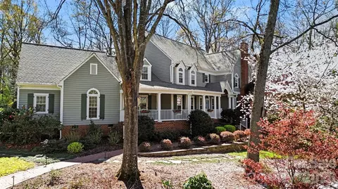 3301 Foxridge Rd, Charlotte, NC 28226