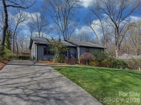 7244 Terrace Dr, Charlotte, NC 28211