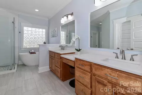 Bath - 3368 Keady Mill Loop, Kannapolis, NC 28081 photo 1 of 3