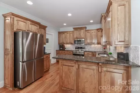 Kitchen - 3368 Keady Mill Loop, Kannapolis, NC 28081 photo 2 of 4