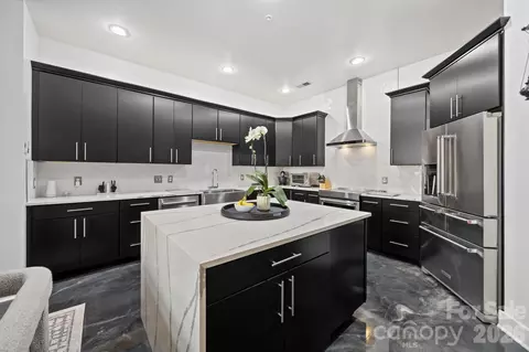 921 Westmere Ave, Charlotte, NC 28208