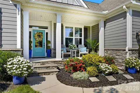 189 Branchview Dr, Mooresville, NC 28115