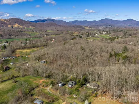 View/Area - 608 Evans Rd, Canton, NC 28716 photo 2 of 3