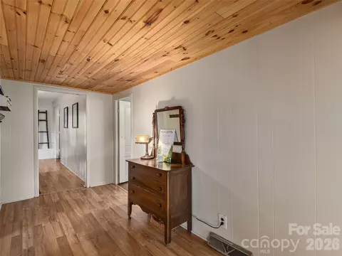 Entry Way - 608 Evans Rd, Canton, NC 28716 photo 3 of 4