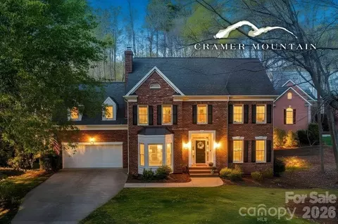 902 Hoke Trl, Cramerton, NC 28032