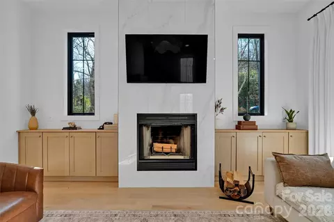 Living - 26 Pineview Rd, Fairview, NC 28730 photo 1 of 3