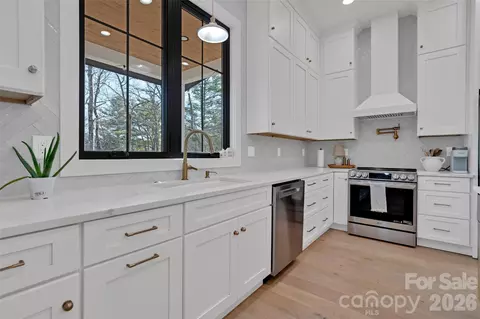 Kitchen - 26 Pineview Rd, Fairview, NC 28730 photo 1 of 4